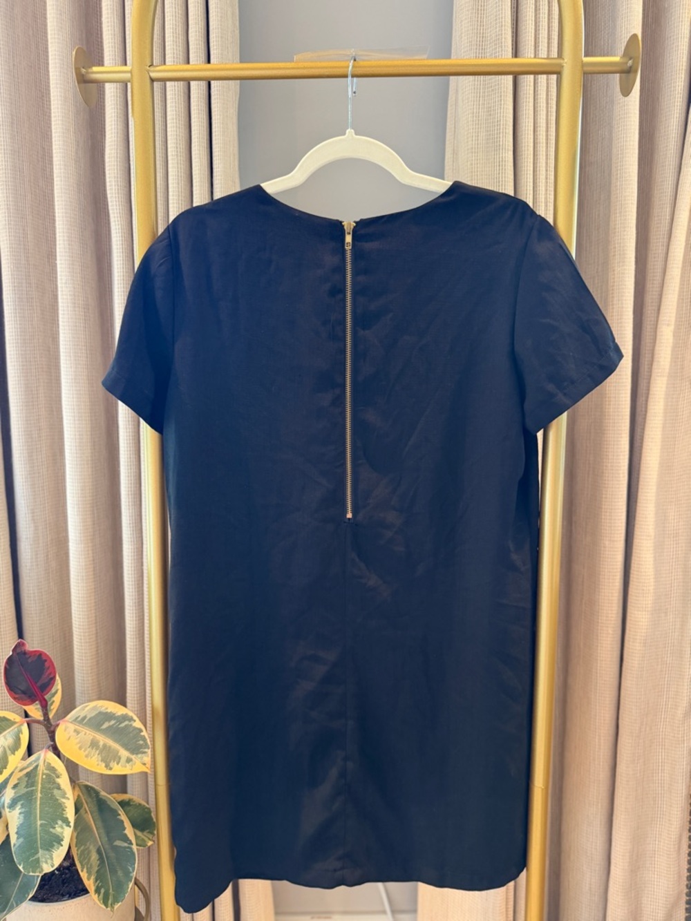 EUC Lulu's Black Mini Shift Dress - Picture 3 of 5